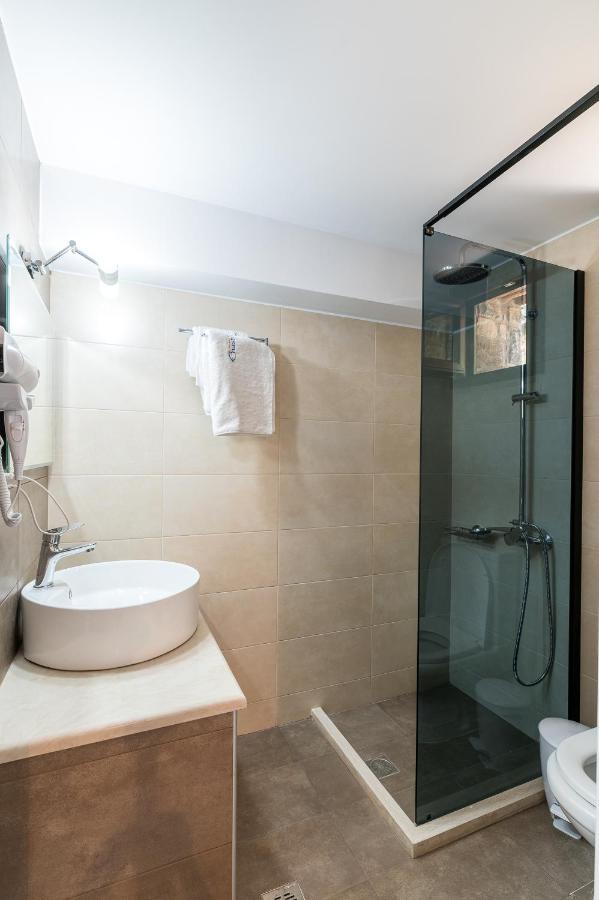 Enastron Apartments ซิเตีย ภายนอก รูปภาพ